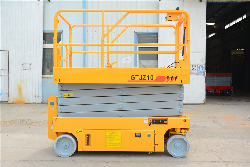 自行式液壓升降平臺的特點(diǎn)(圖1) \