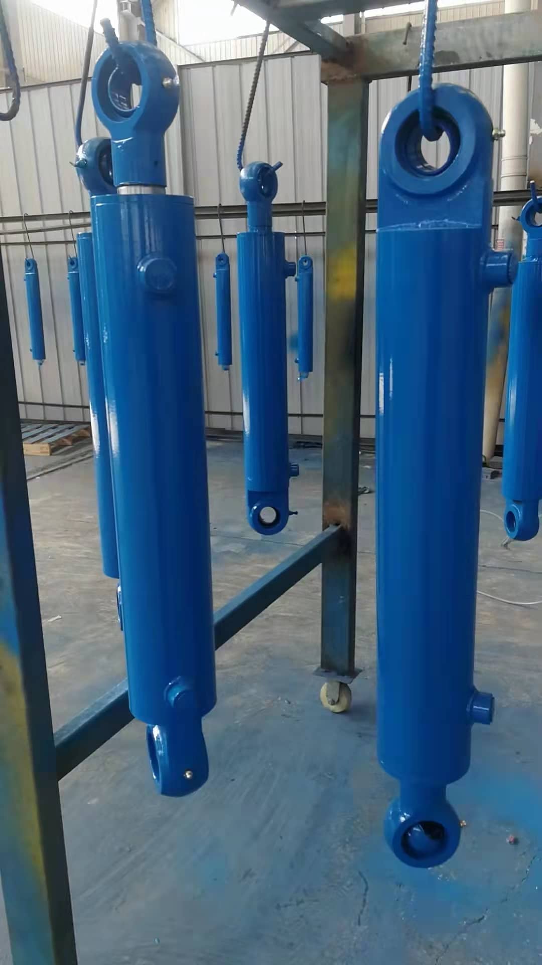 液壓油缸的組成部件有哪些？液壓缸結(jié)構(gòu)有什么特點(diǎn)？(圖1)